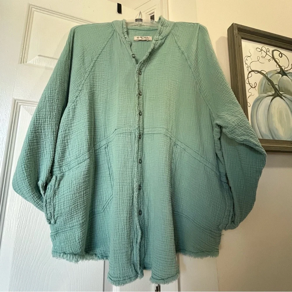 We The Free Daydream Button Down - Picture 5 of 10
